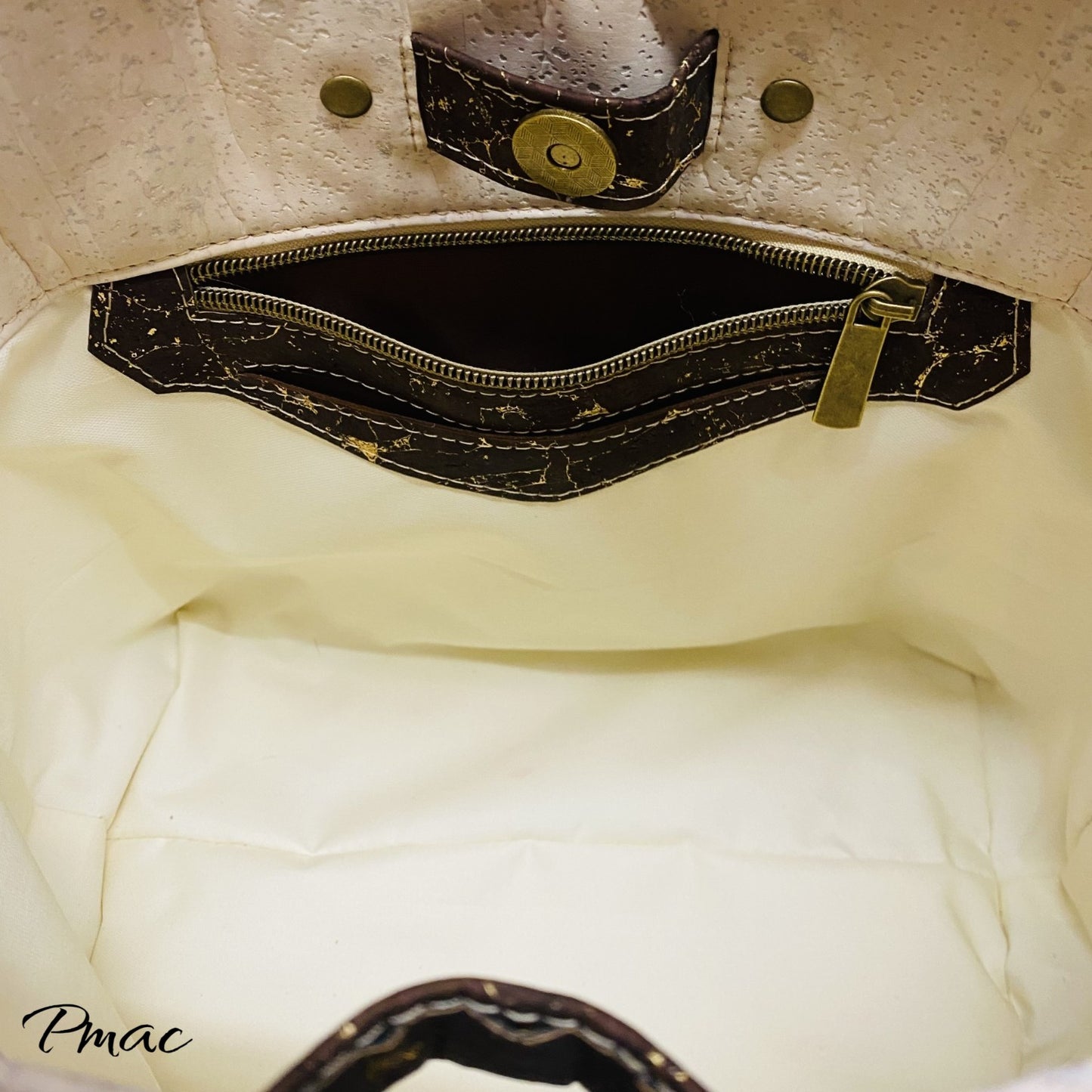 The Tavira Shoulder Bag