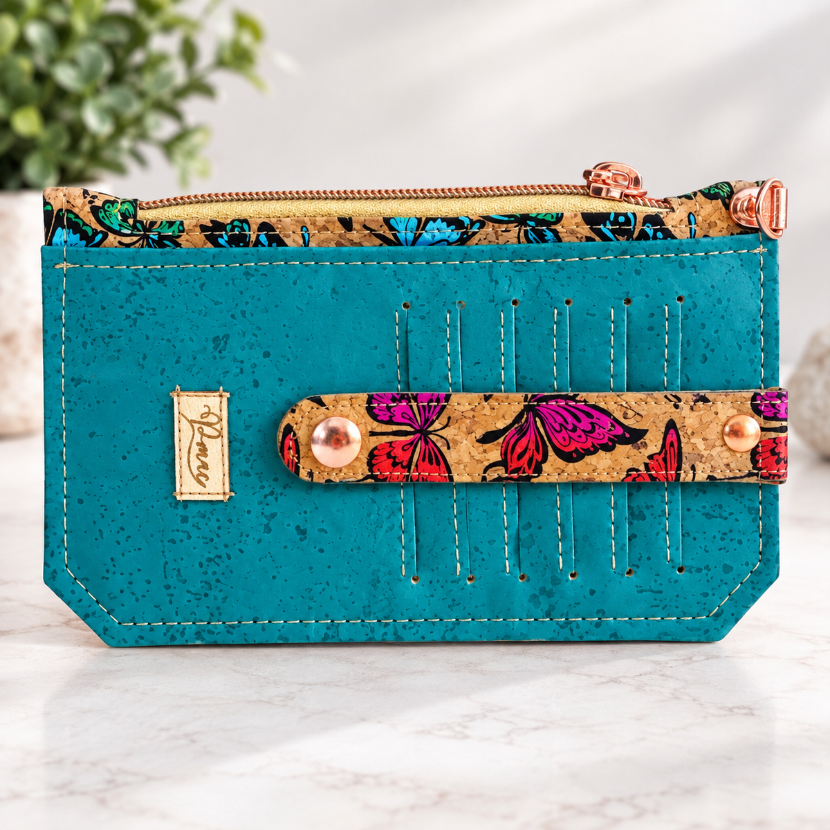 Flutter — Slim Cork Wallet
