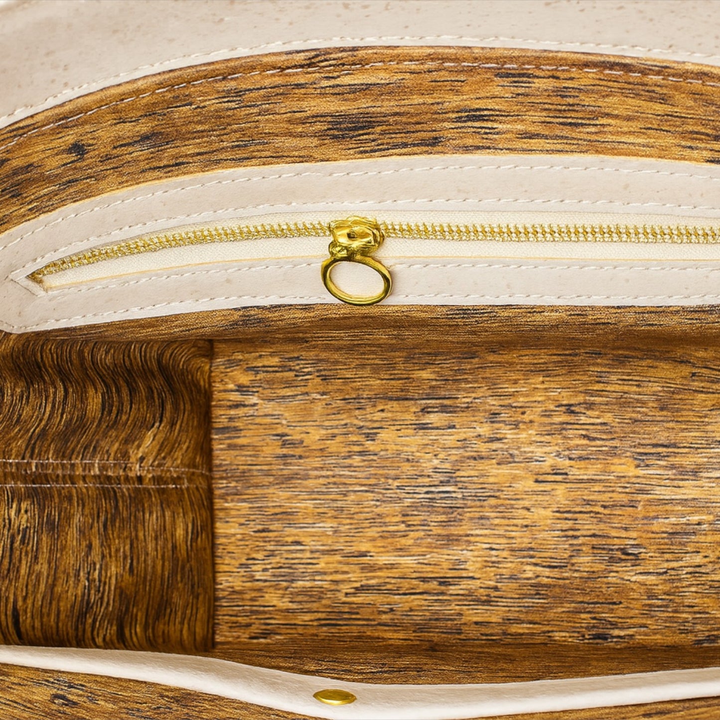 The Sandspire Handbag